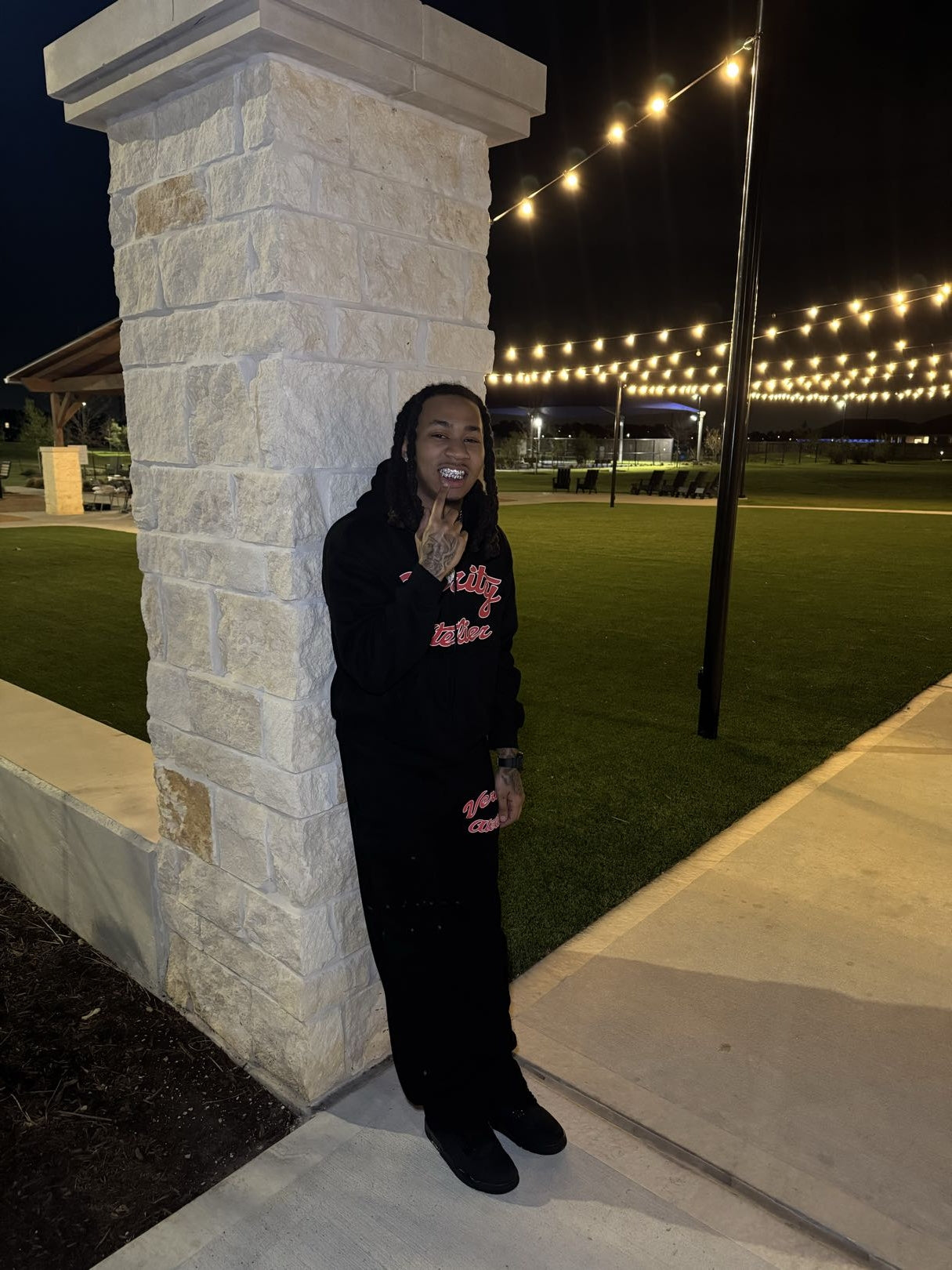 Black Foundation Jogging Set